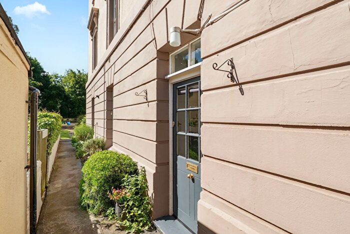 1 Bedroom Flat For Sale In Heatherton Park House, Bradford On Tone, TA4