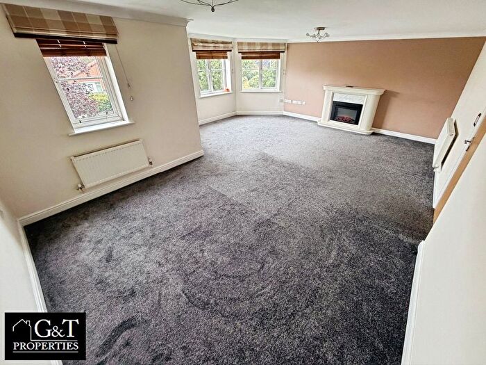 3 Bedroom Flat For Sale In Flat, Regency Court, Dibdale Road West, Dudley, DY1