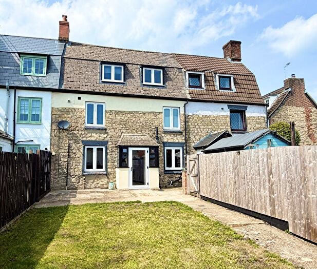 3 Bedroom Town House To Rent In Beamans Lane, Royal Wootton Bassett, Wiltshire, SN4