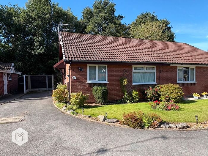 2 Bedroom Bungalow For Sale In Flaxley Close, Birchwood, Warrington, Cheshire, WA3
