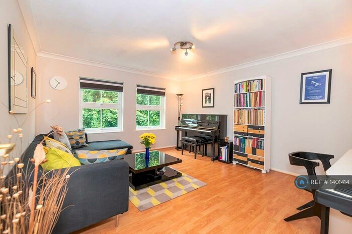 1 Bedroom Flat To Rent In Helena Place, London, E9