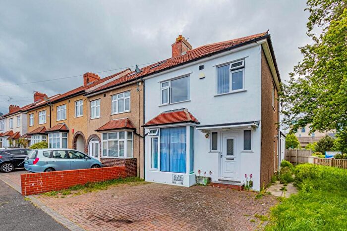 5 Bedroom House To Rent In Kingsholm Road, Southmead, Bristol, BS10