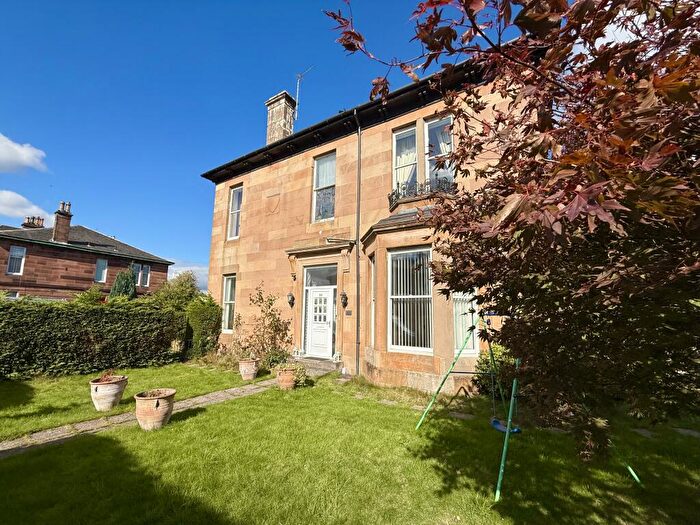 5 Bedroom House To Rent In Circus Drive, G31