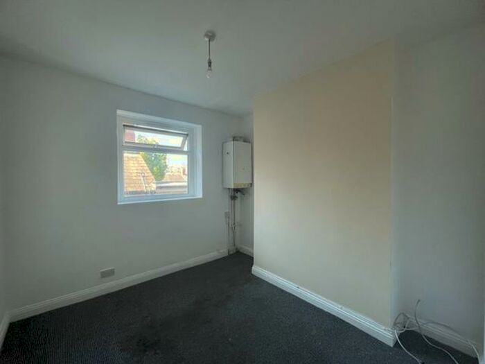 1 Bedroom Flat To Rent In Vere Street, Barry, CF63