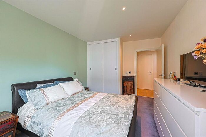 1 Bedroom Apartment For Sale In Capitol Way, Colindale, NW9