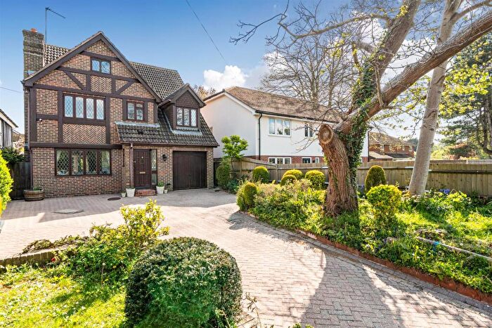 4 Bedroom Detached House For Sale In Aldwick Road, Bognor Regis, PO21