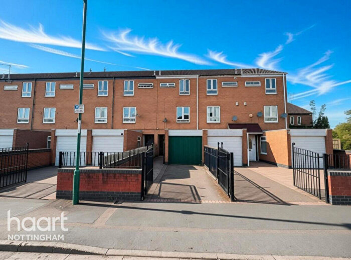 3 Bedroom Town House For Sale In Soudan Drive, The Meadows, NG2