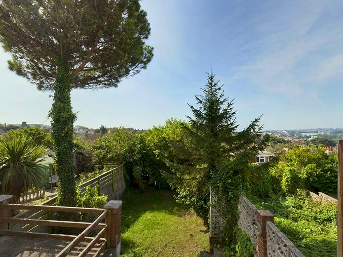 4 Bedroom Terraced House To Rent In Carlyle Avenue, Brighton, BN2