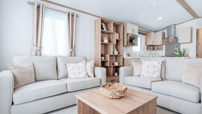 2 Bedroom Park Home For Sale In Sandhills Holiday Village, Mudeford, Christchurch, BH23