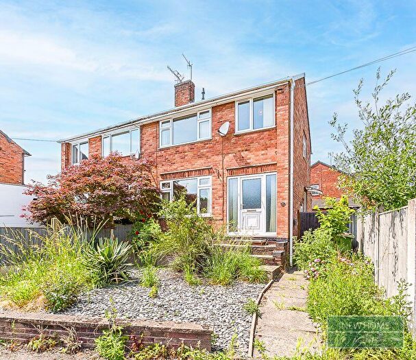 3 Bedroom Semi Detached House For Sale In Julie Avenue, Heanor, DE75