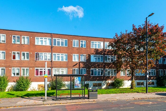 1 Bedroom Flat For Sale In Blaydon Close, Northumberland Park, London, N17