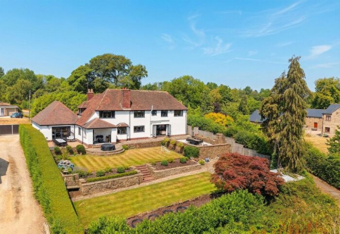 4 Bedroom Detached House For Sale In Matlock Road, Walton, S42