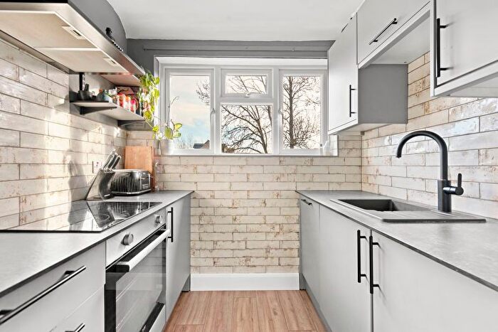 2 Bedroom Property For Sale In Runnymede, London, SW19