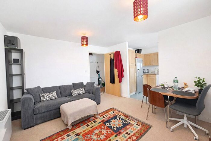 1 Bedroom Flat To Rent In Marcon Place, Hackney, E8