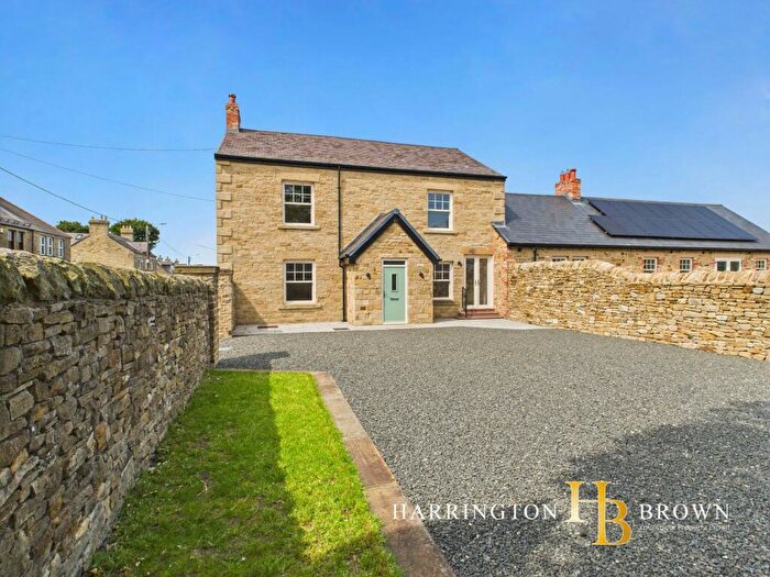 4 Bedroom Semi-Detached House For Sale In Smelters House, Castleside, DH8