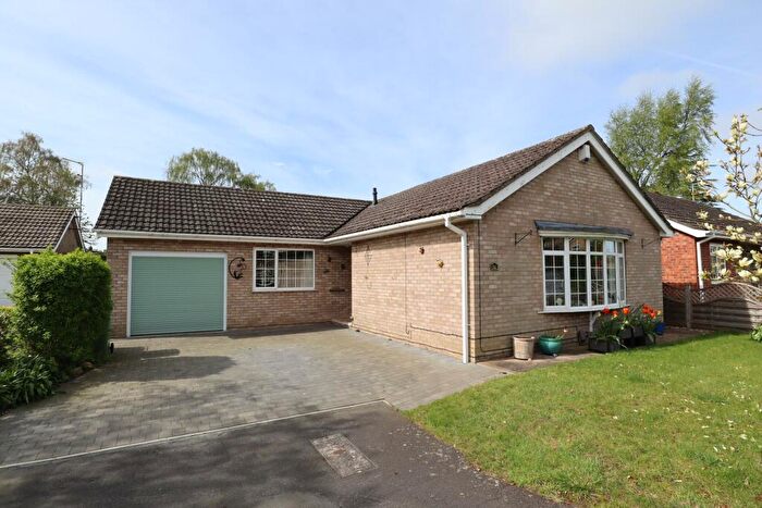 3 Bedroom Bungalow For Sale In Malham Drive, Lincoln, LN6