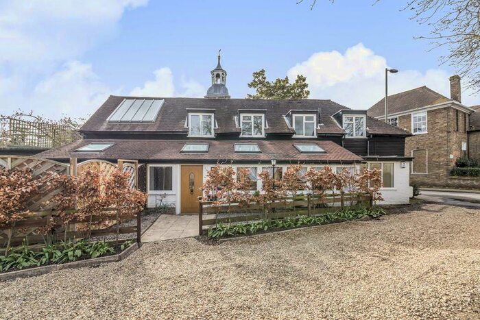 5 Bedroom Property To Rent In Church Street, Sunbury-On-Thames, TW16