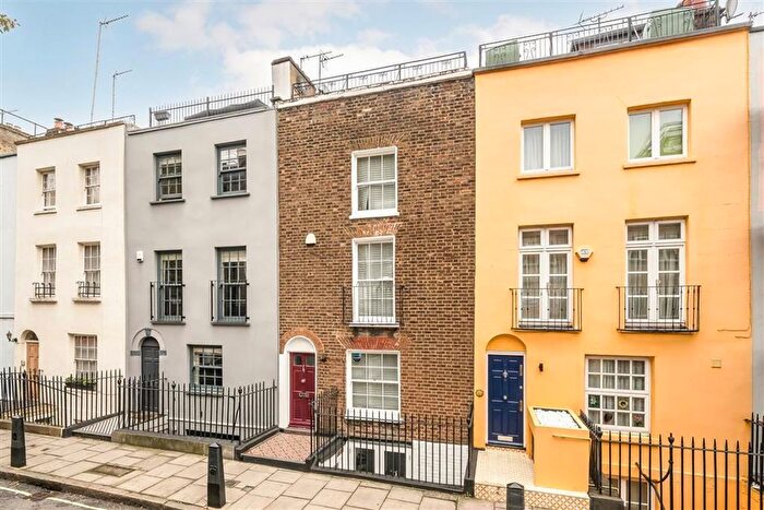 3 Bedroom Terraced House To Rent In Brendon Street, Marylebone, W1H