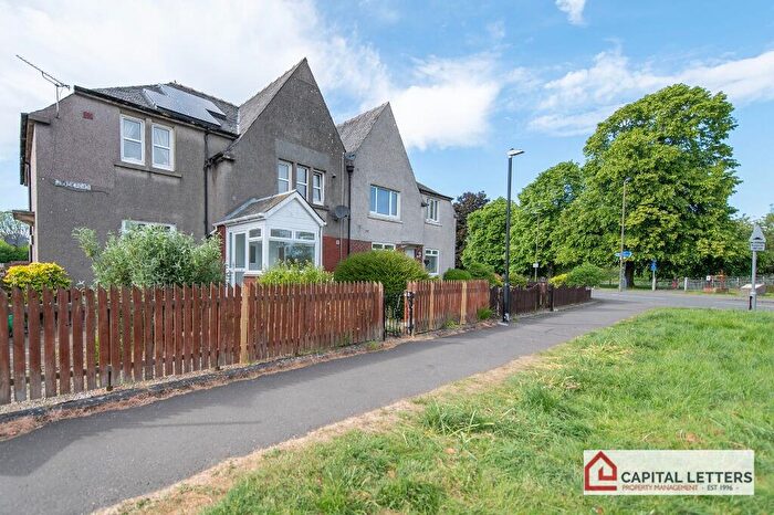 3 Bedroom Flat To Rent In Abbey Road, Riverside, Stirling, FK8