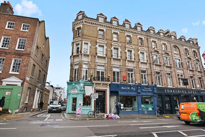 2 Bedroom Flat To Rent In Dartmouth Chambers, (), London, WC1X