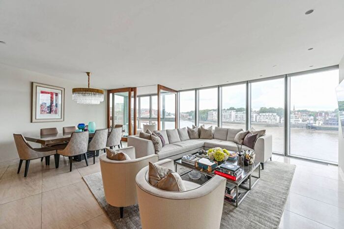3 Bedroom Flat For Sale In The Tower, St George Wharf, Vauxhall, London, SW8