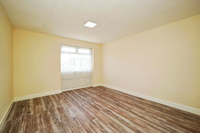 2 Bedroom Bungalow For Sale In Ince Lane, Elton, Chester, Cheshire, CH2