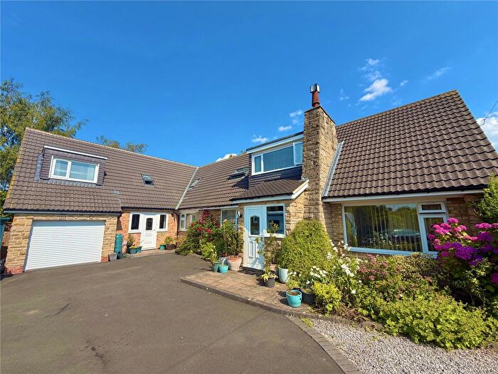 5 Bedroom Bungalow For Sale In Garbutts Lane, Hutton Rudby, Yarm, North Yorkshire, TS15