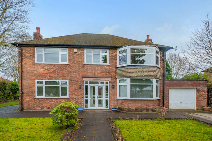 4 Bedroom Detached House To Rent In Withington Road, Manchester, M21