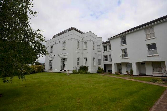 2 Bedroom Flat To Rent In Colleton Crescent, St. Leonards, Exeter, EX2