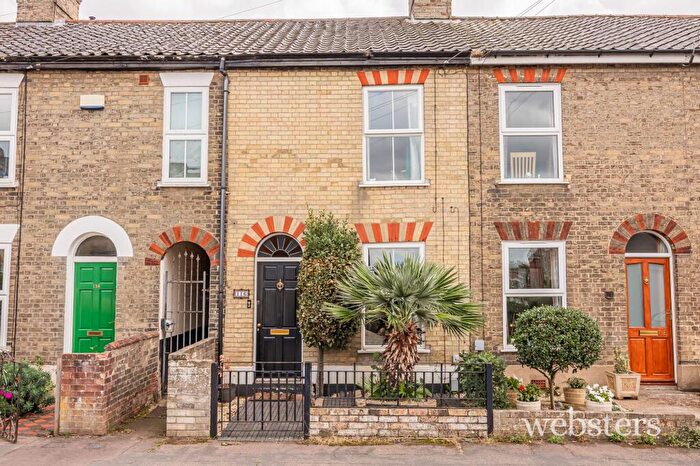 2 Bedroom Terraced House For Sale In Newmarket Street, Norwich, NR2