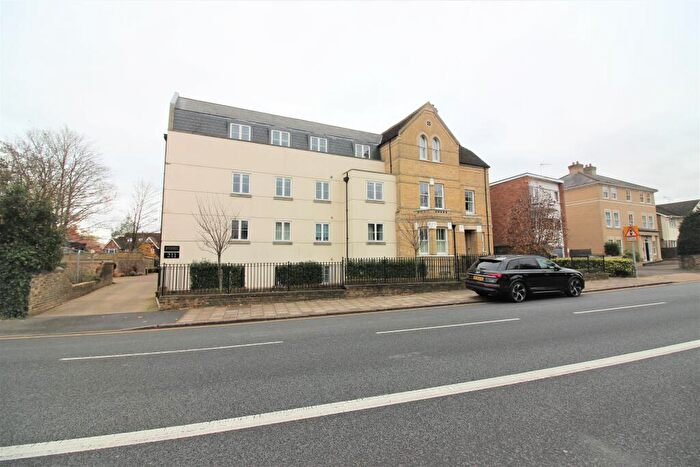 2 Bedroom Apartment To Rent In Beechcroft, New London Road, CM2