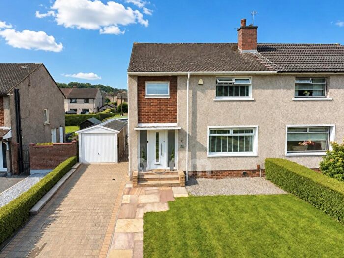 3 Bedroom Semi-Detached House For Sale In Broom Terrace, Johnstone, PA5