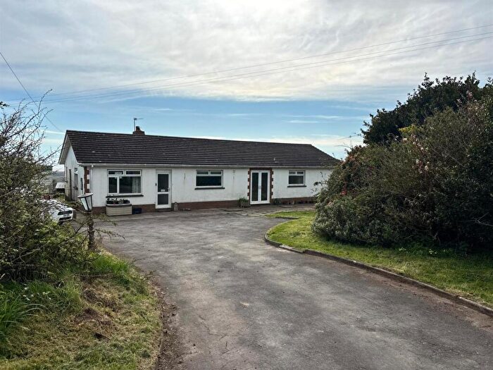 3 Bedroom Detached Bungalow For Sale In Heol Gwermont, Llansaint, Kidwelly, SA17