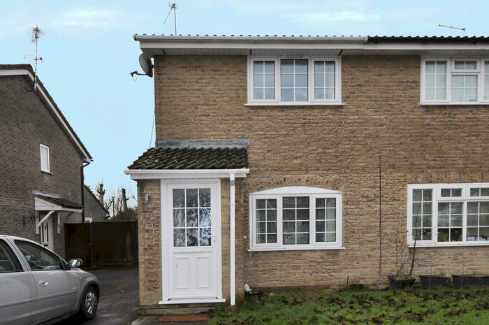 2 Bedroom Semi-Detached House To Rent In Fiveways Close, Cheddar, BS27