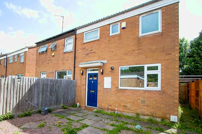 3 Bedroom Semi-Detached House To Rent In John Rous Avenue, Coventry, CV4