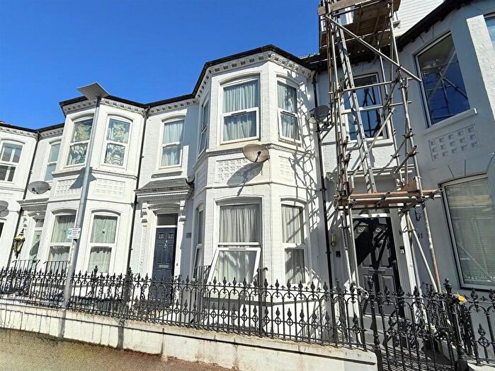 4 Bedroom Terraced House For Sale In Paget Road, Great Yarmouth, NR30