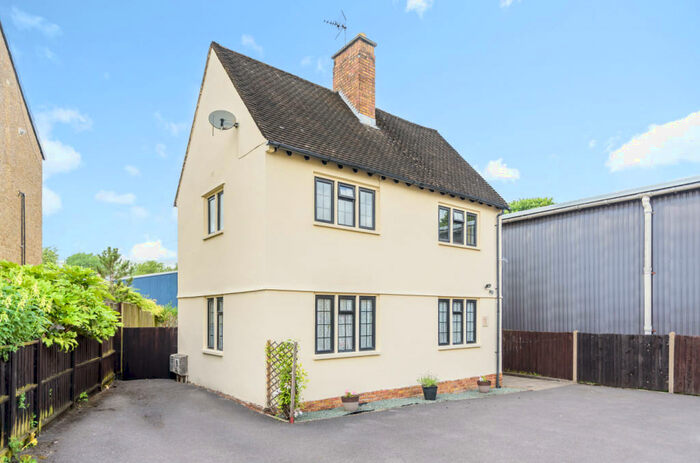 1 Bedroom Apartment To Rent In Cirencester, Gloucestershire, GL7