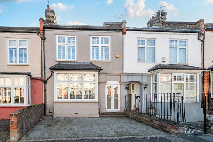 4 Bedroom Terraced House For Sale In Halons Road, Eltham, SE9