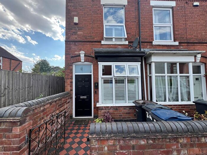 2 Bedroom End Of Terrace House To Rent In South Road, Kings Heath, Birmingham, B14