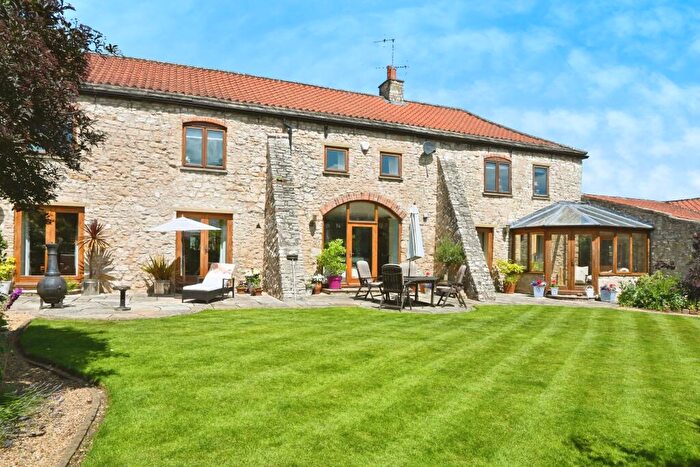 4 Bedroom Barn Conversion For Sale In Long Barn Mews, Owston, Doncaster, South Yorkshire, DN6
