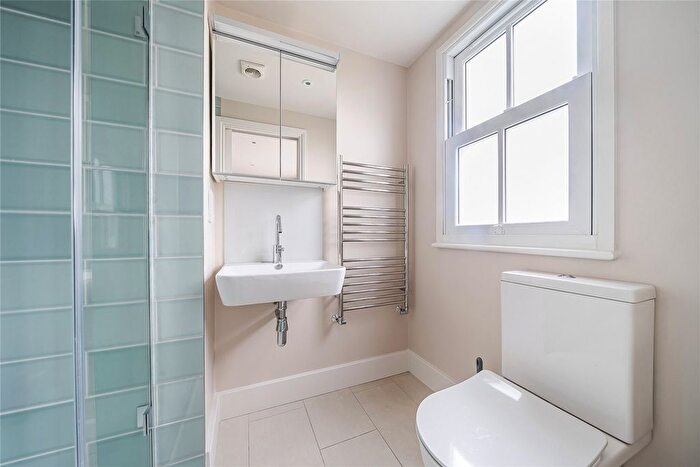 3 Bedroom Terraced House For Sale In Birchington Road, Surbiton, KT5