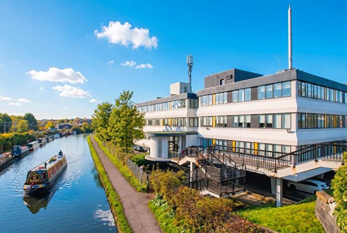2 Bedroom Flat For Sale In Bridgewater House, Park Road, Timperley, WA14