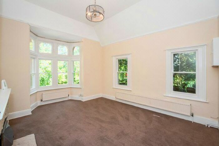 3 Bedroom Terraced House To Rent In Russell Hill Road, Purley, CR8