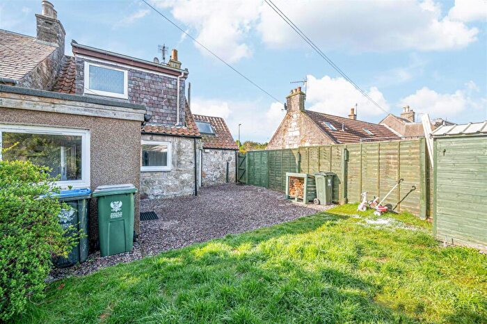 2 Bedroom Cottage To Rent In Smith Street, Kinross, KY13