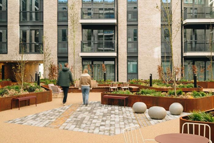 2 Bedroom Flat To Rent In Silbury Boulevard, MK9