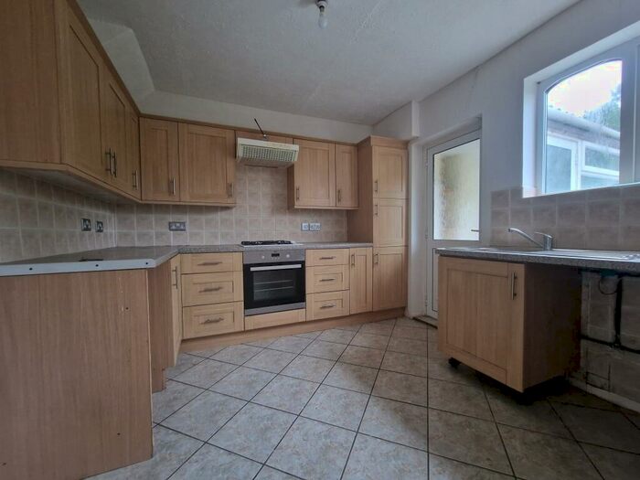 2 Bedroom House To Rent In Condover Road, Birmingham, B31
