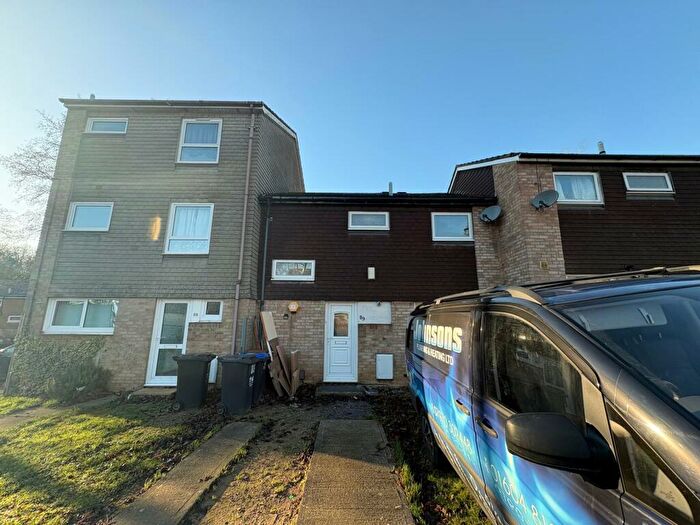 3 Bedroom House To Rent In Crestline Court, Northampton, NN3