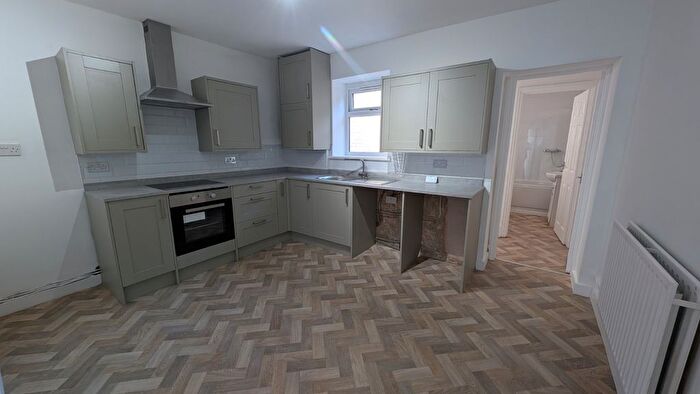 2 Bedroom End Terrace House To Rent In East Street, Dover, Kent, CT17