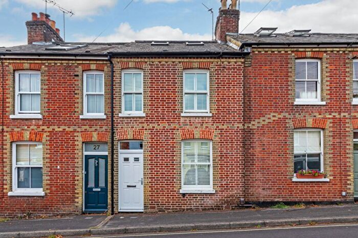 3 Bedroom Terraced House For Sale In Western Road, Winchester, SO22
