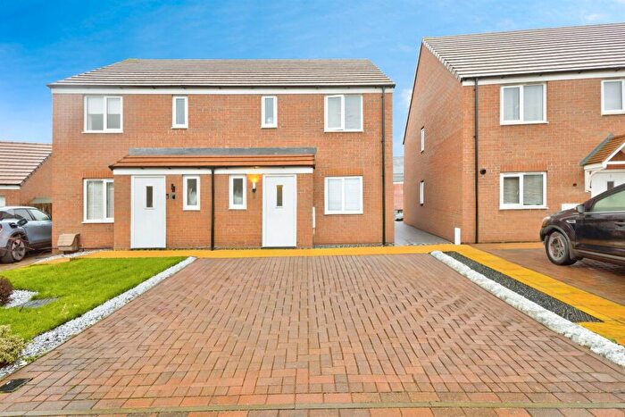 3 Bedroom Semi Detached House For Sale In Ogilvie Avenue, Northampton, NN2